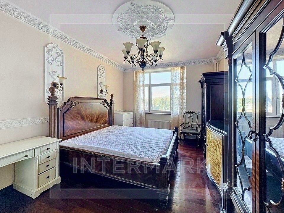 m. Lomonosovsky prospekt: Apartment, 2-rooms