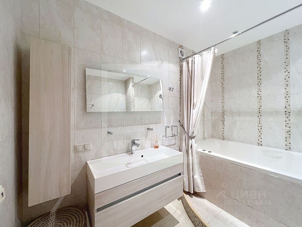 m. Novatorskaya: Apartment, 2-rooms