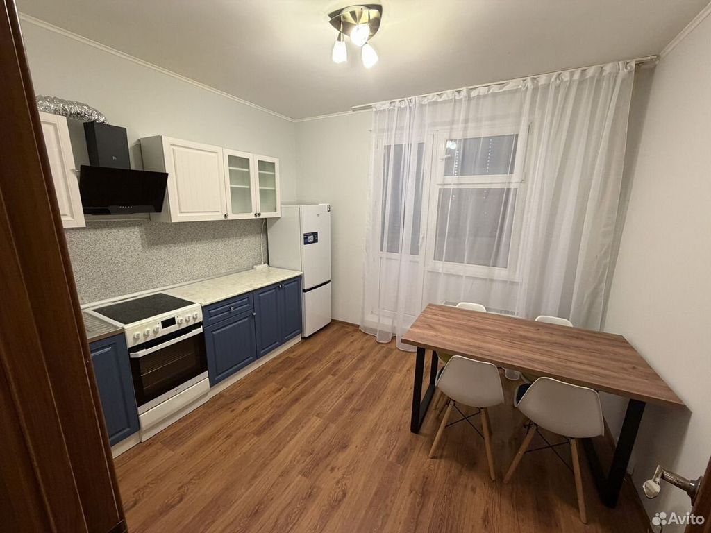 m. Levoberezhnaya: Apartment, 2-rooms