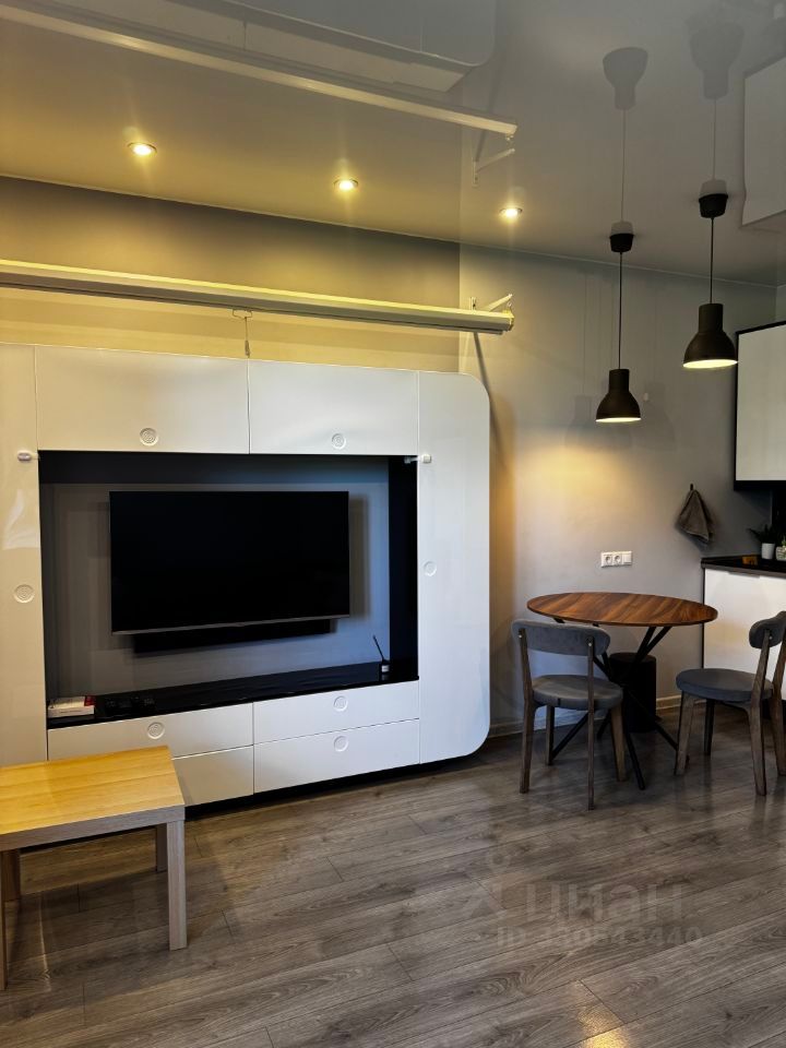 m. Khimki: Apartment, studio
