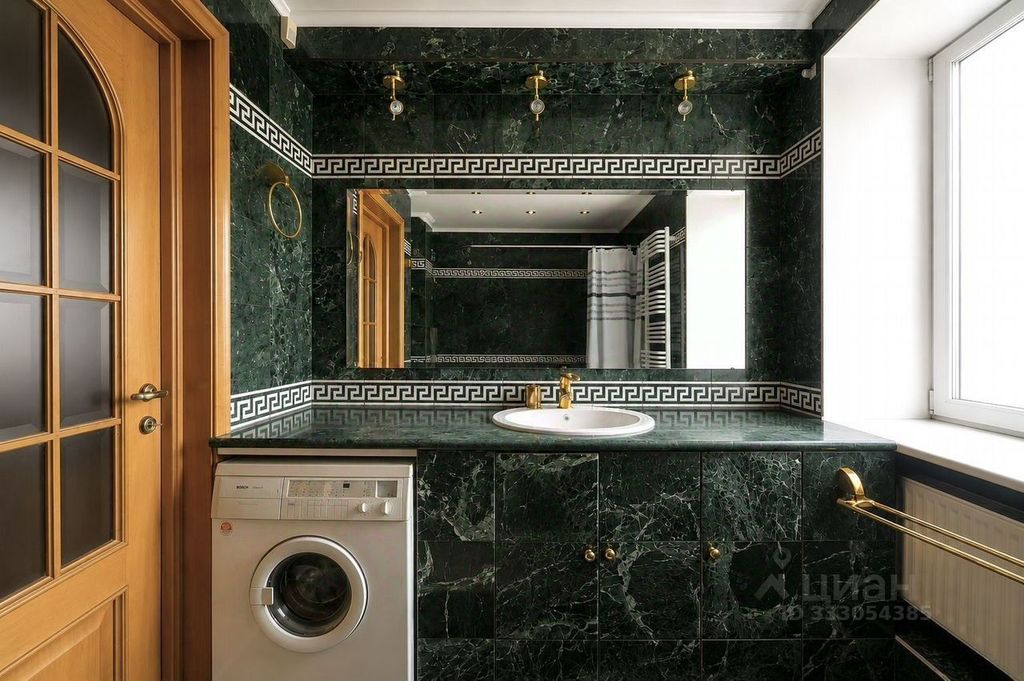 m. Barrikadnaya: Apartment, 2-rooms
