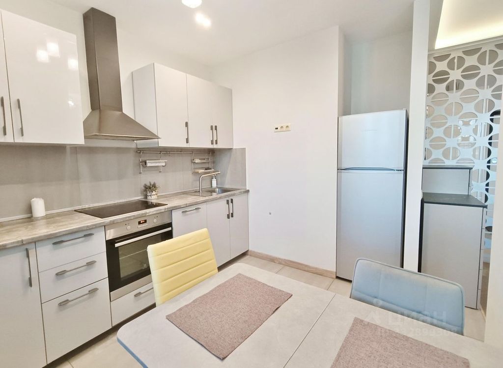 m. Ulitsa 1905 goda: Apartment, 2-rooms