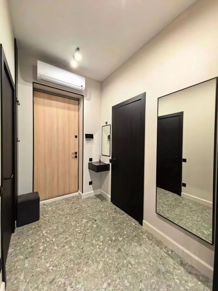 m. Narodnoe Opolchenie: Apartment, 1-rooms
