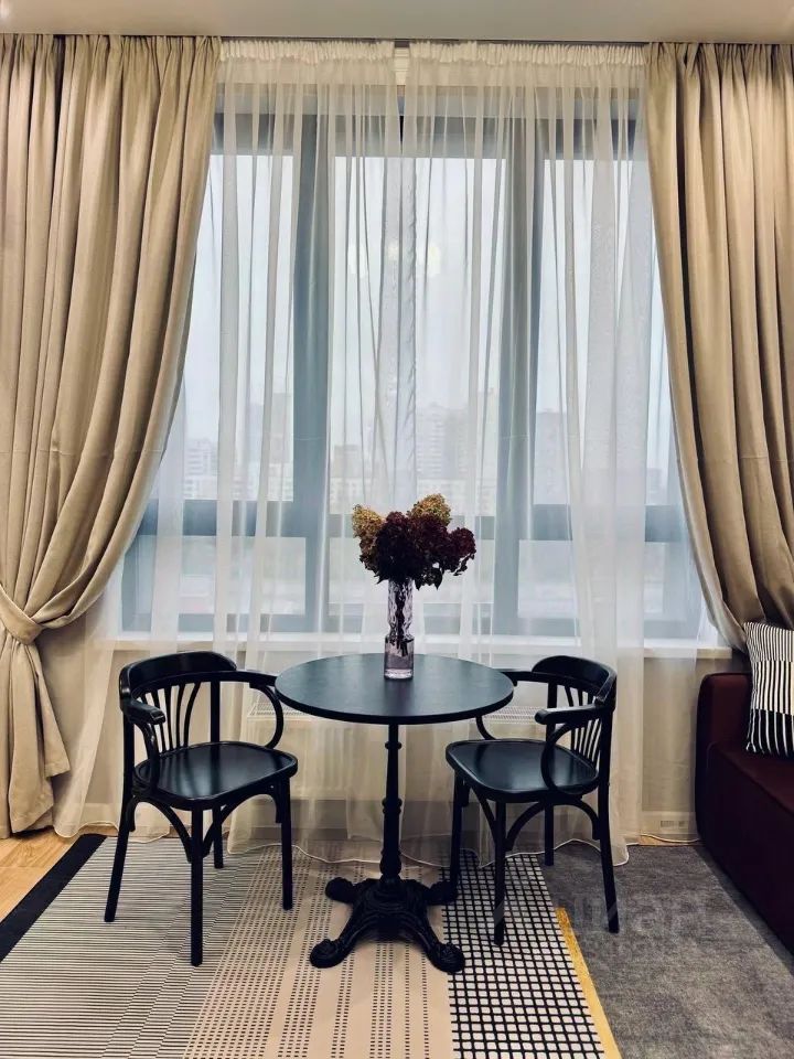 m. Maryina Roscha: Apartment, studio