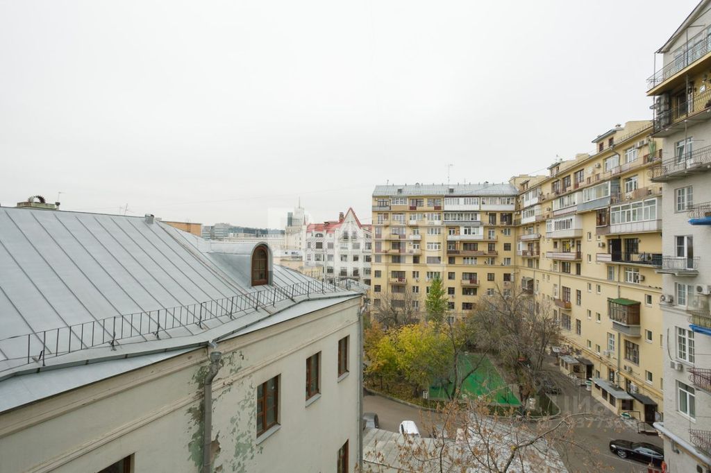 m. Tverskaya: Apartment, 3-rooms