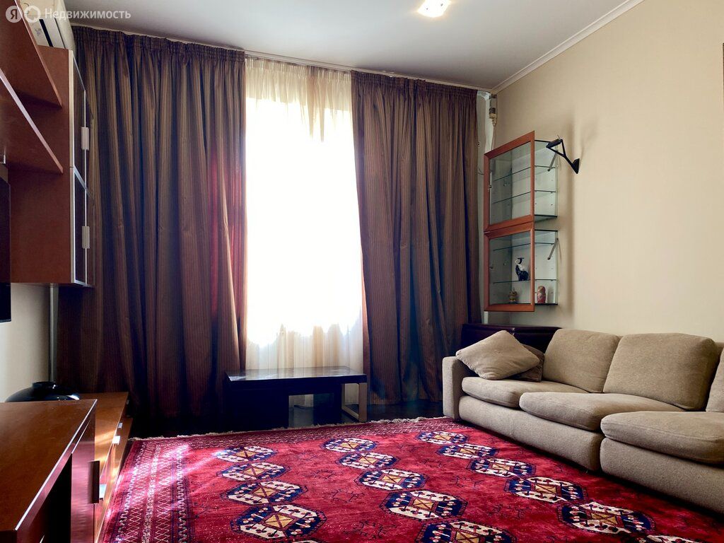 m. Krasnopresnenskaya: Apartment, 2-rooms