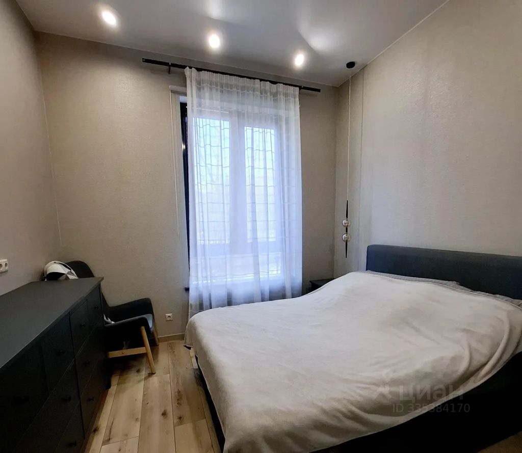 m. Molodezhnaya: Apartment, 2-rooms