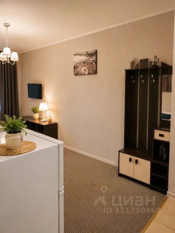 m. Krasnogorskaya: Apartment, studio