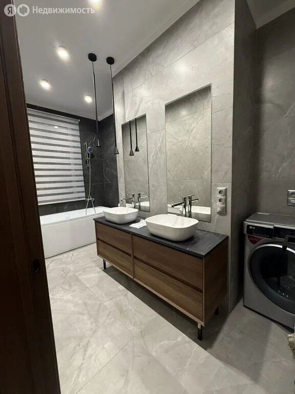 m. Nagornaya: Apartment, 2-rooms