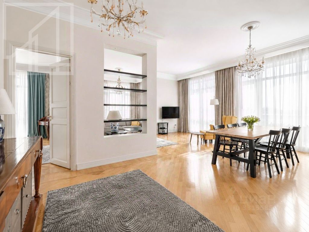 m. Arbatskaya: Apartment, 5-rooms