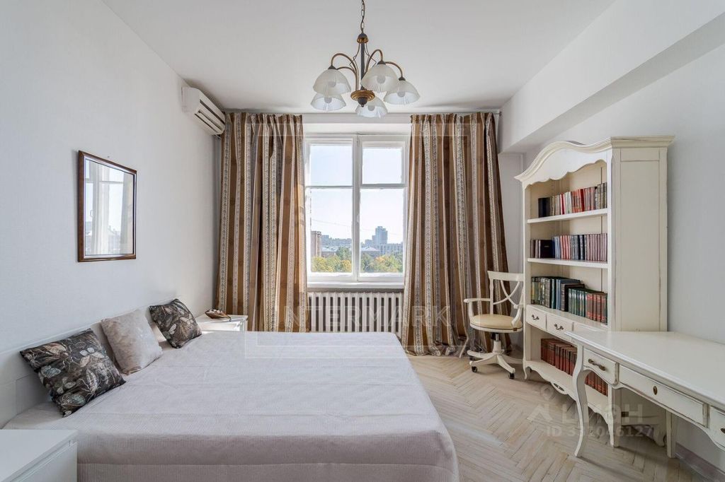m. Universitet: Apartment, 2-rooms
