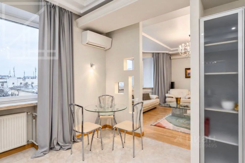 m. Pushkinskaya: Apartment, 3-rooms
