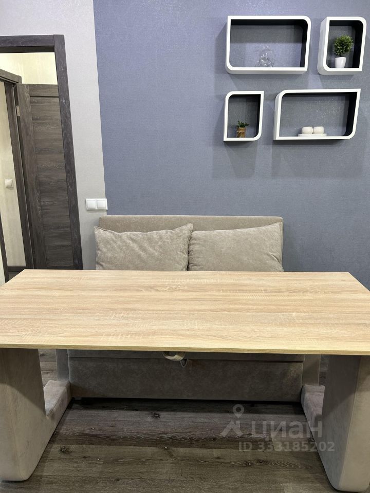 m. Fiztekh: Apartment, studio