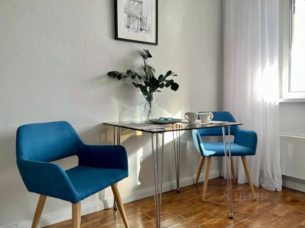 m. Ploschad trekh vokzalov: Apartment, 1-rooms