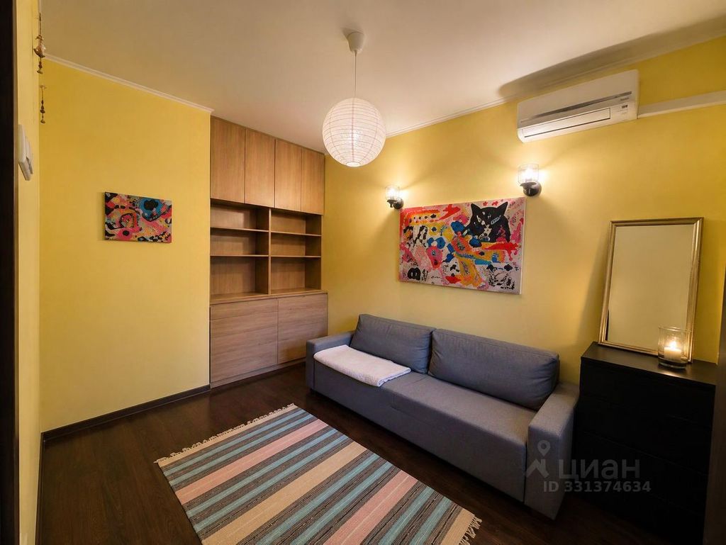 m. Oktyabrskoe pole: Apartment, 2-rooms