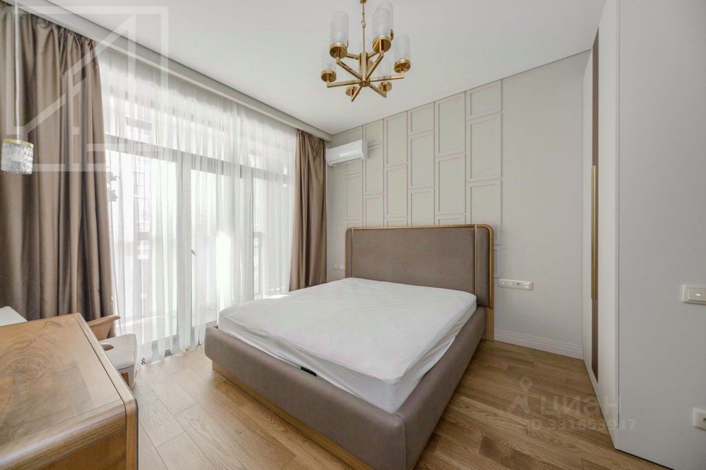 m. Aminyevskaya: Apartment, 3-rooms
