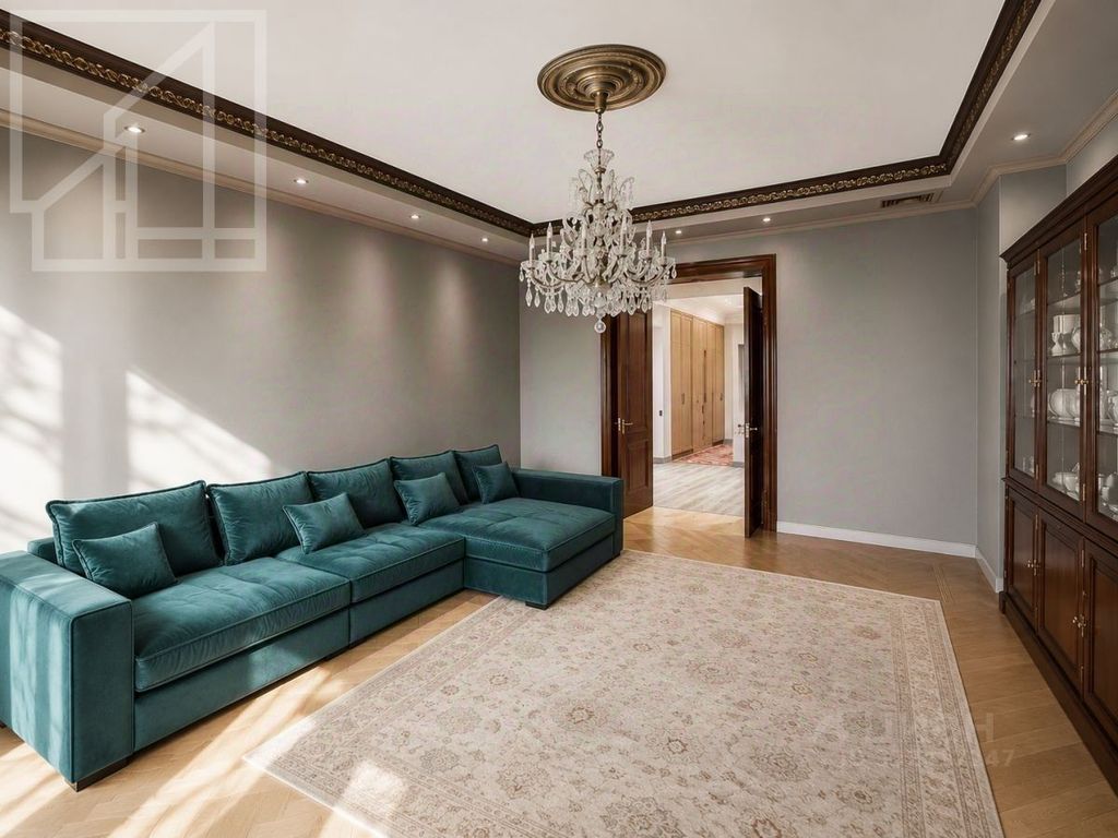 m. Kropotkinskaya: Apartment, 5-rooms