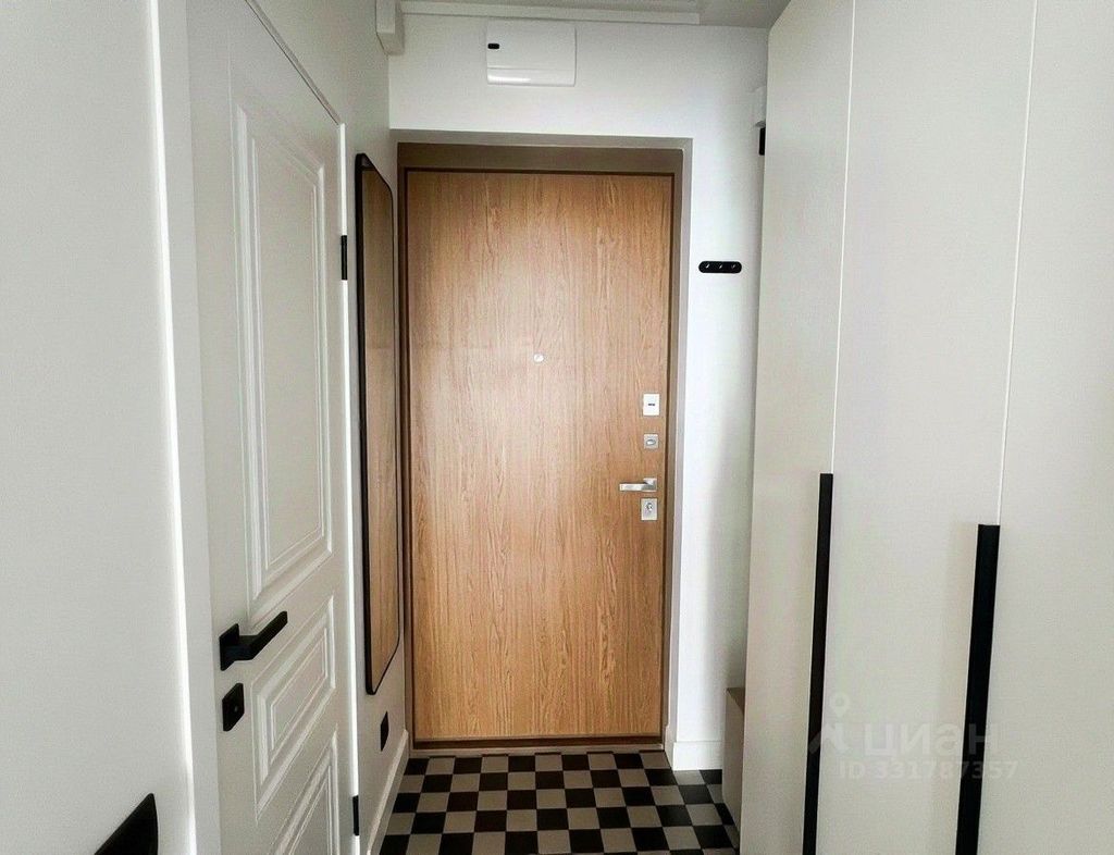 m. Aminyevskaya: Apartment, studio