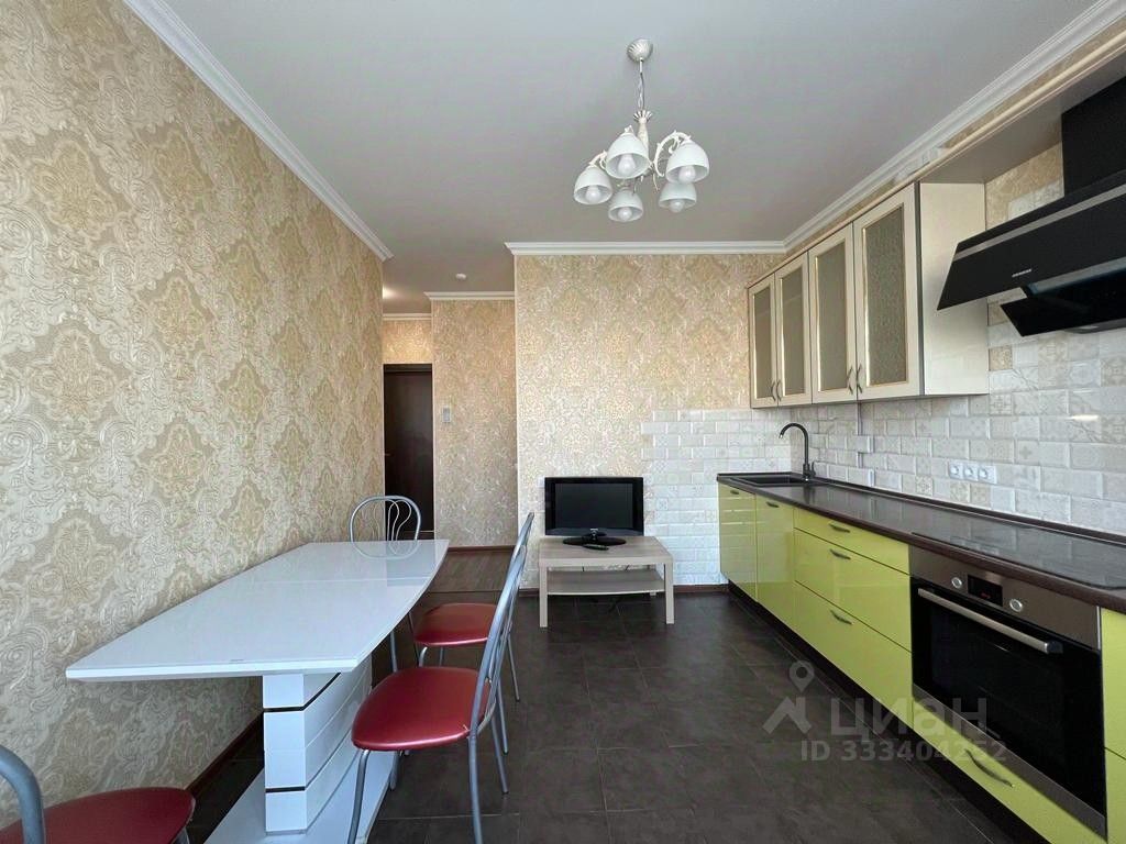 m. Pyatnitskoe shosse: Apartment, 2-rooms