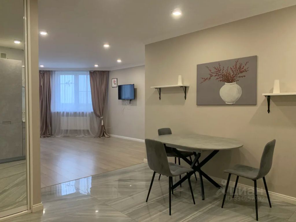 m. Opalikha: Apartment, 2-rooms