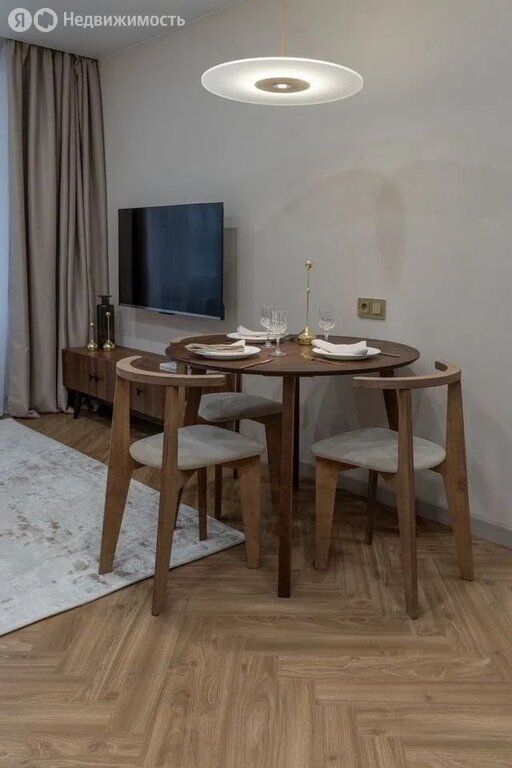 m. Kievskaya: Apartment, 2-rooms