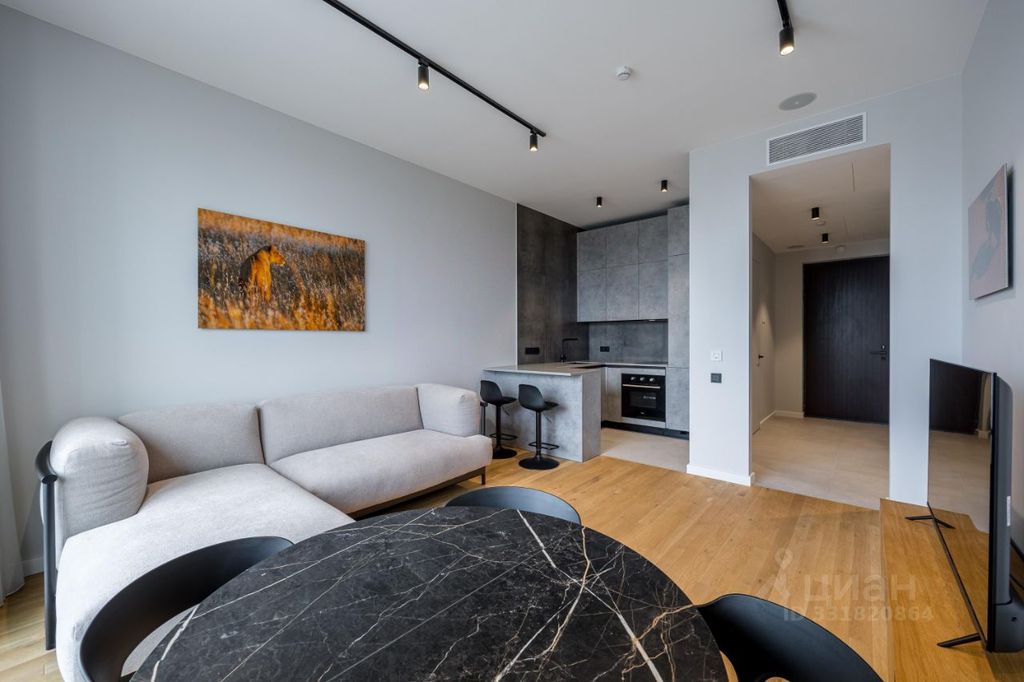 m. Belorusskaya: Apartment, 3-rooms