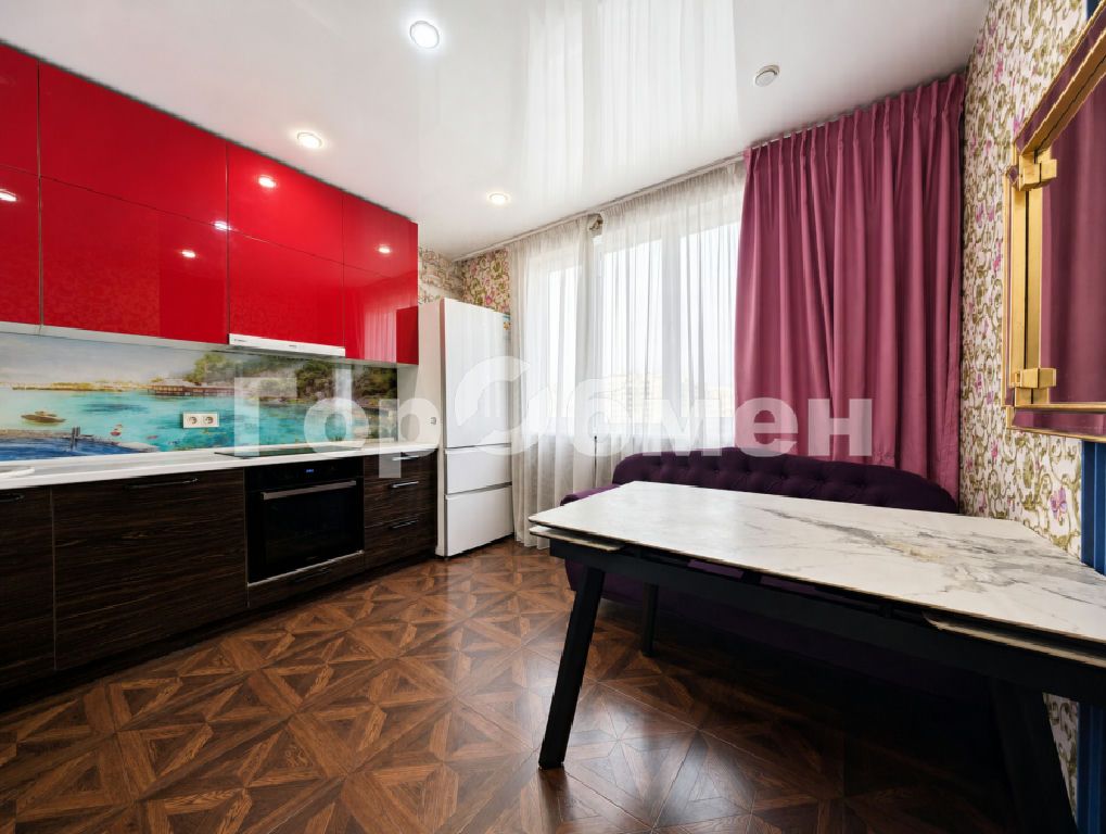 m. Bratislavskaya: Apartment, 3-rooms