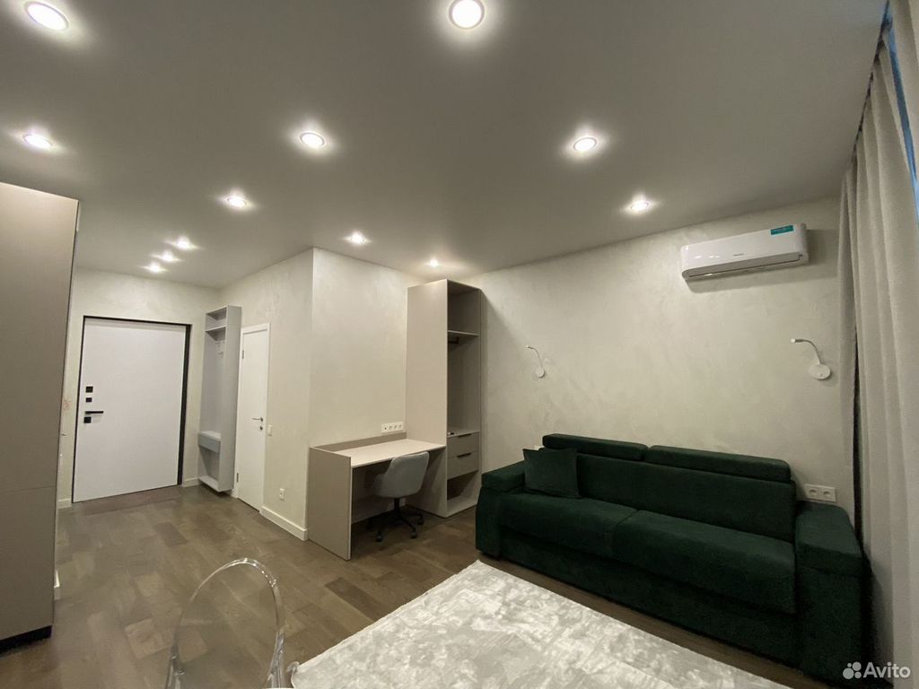m. Moskva Tovarnaya: Apartment, studio