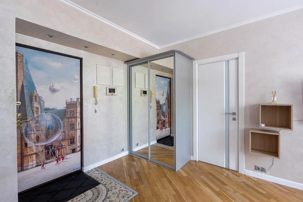 m. Novokuznetskaya: Apartment, 2-rooms