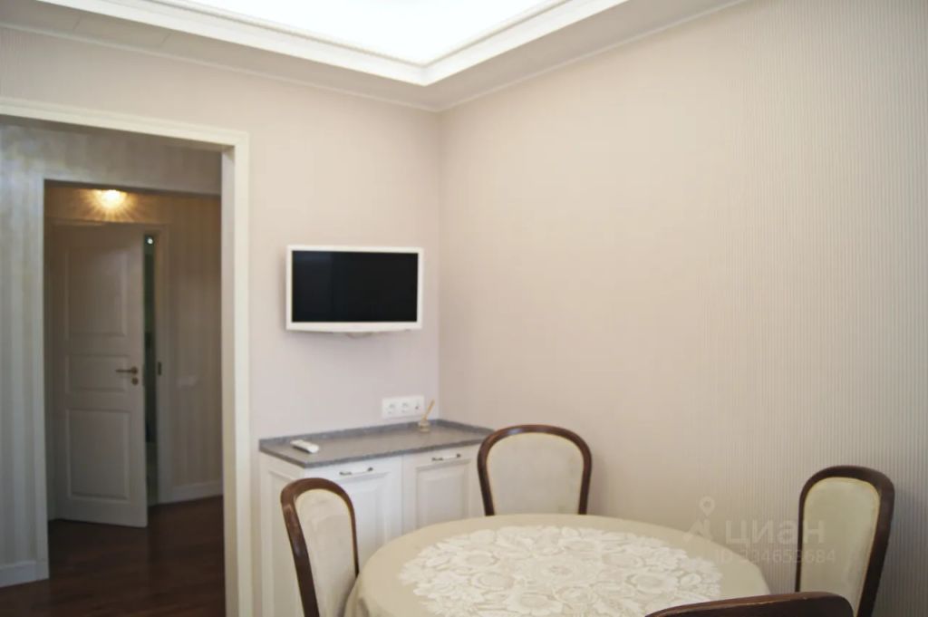 m. Dinamo: Apartment, 2-rooms