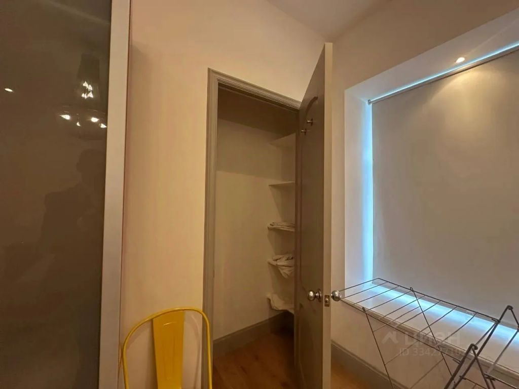 m. Novokuznetskaya: Apartment, 3-rooms