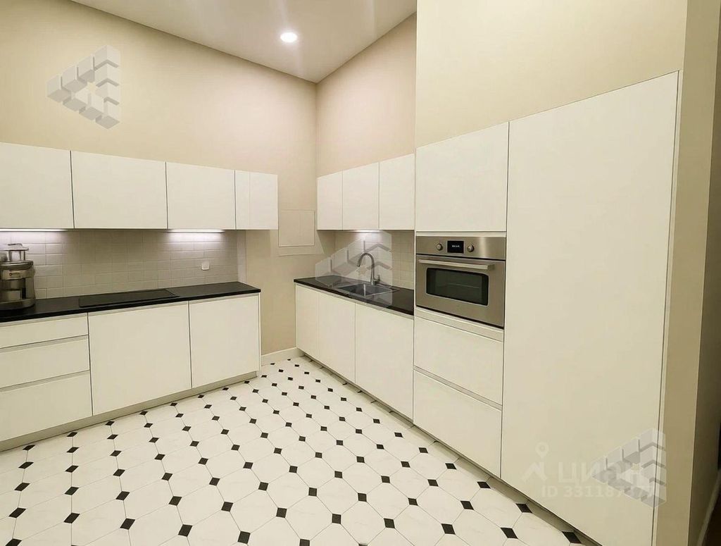 m. Tverskaya: Apartment, 3-rooms