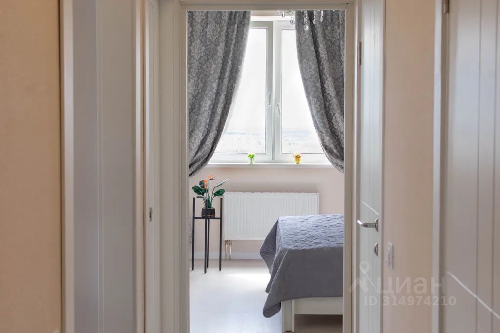 m. Strogino: Apartment, 2-rooms