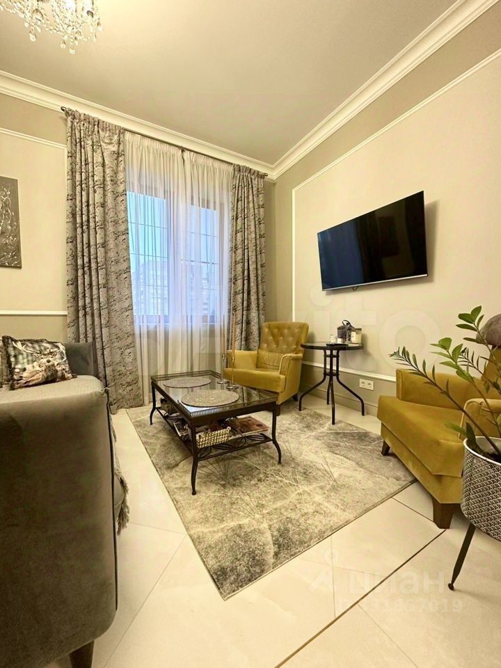 m. Kievskaya: Apartment, 3-rooms
