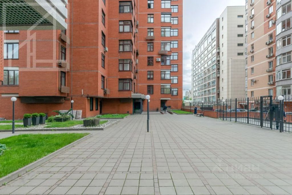m. Ulitsa 1905 goda: Apartment, 2-rooms