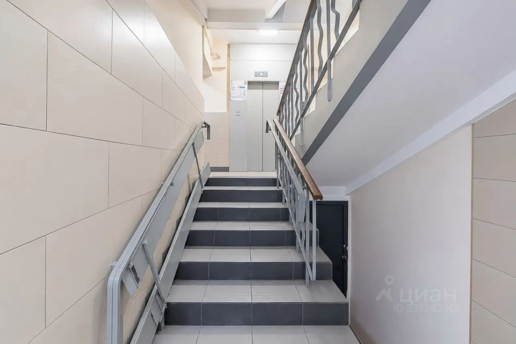 m. Prospekt Mira: Apartment, 2-rooms