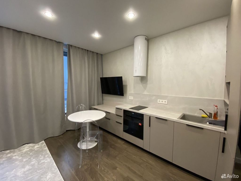 m. Moskva Tovarnaya: Apartment, studio