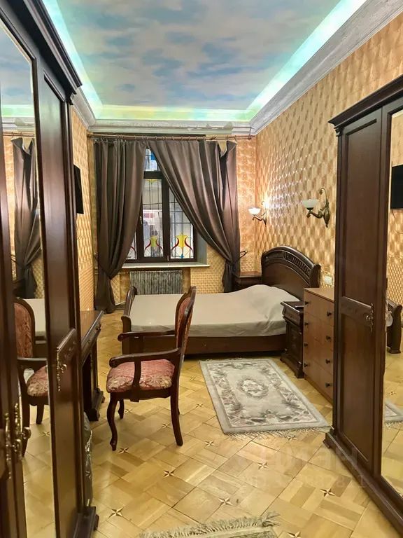 m. Sretensky bulvar: Apartment, 2-rooms