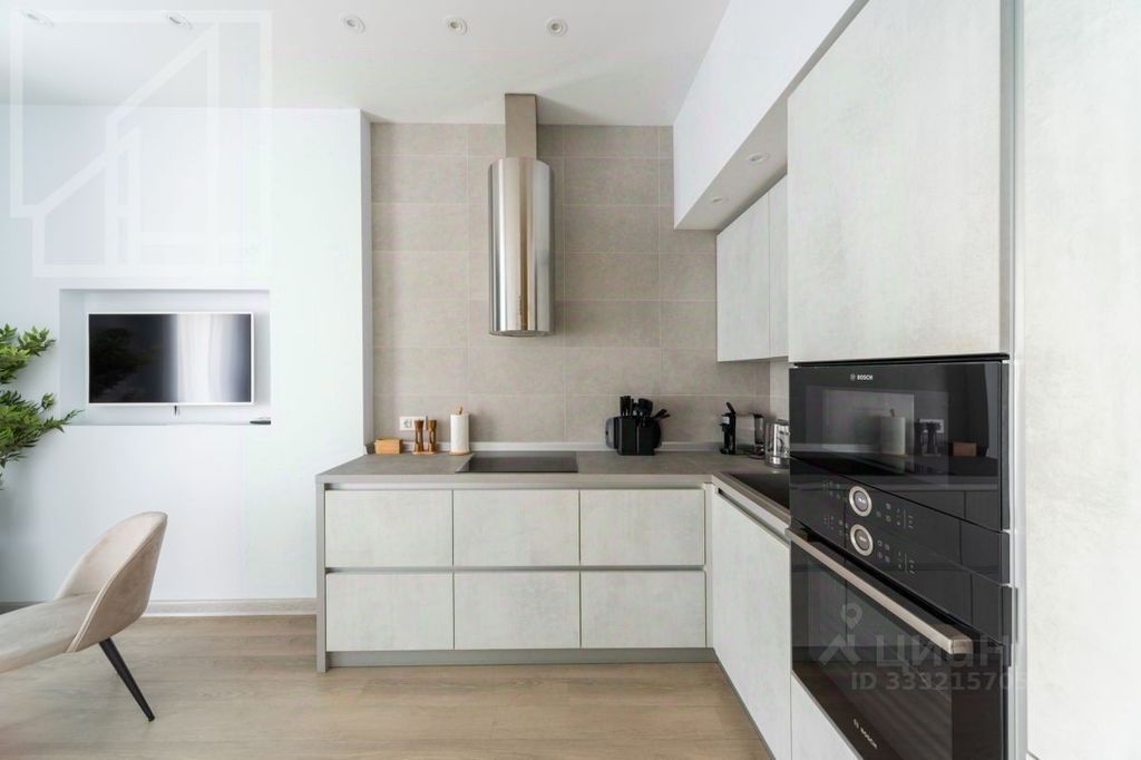 m. Ulitsa 1905 goda: Apartment, 2-rooms