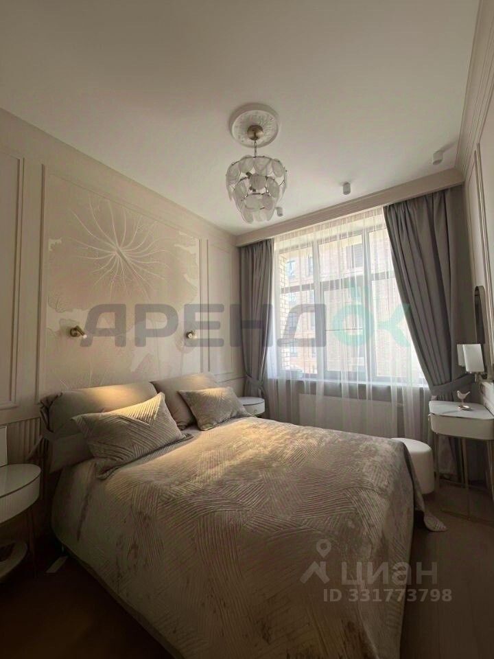 m. ZIL: Apartment, 2-rooms