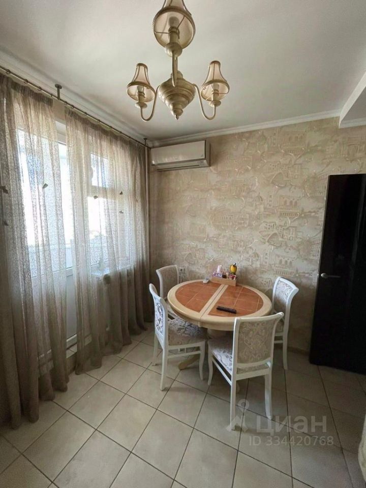 m. Nekrasovka: Apartment, 3-rooms