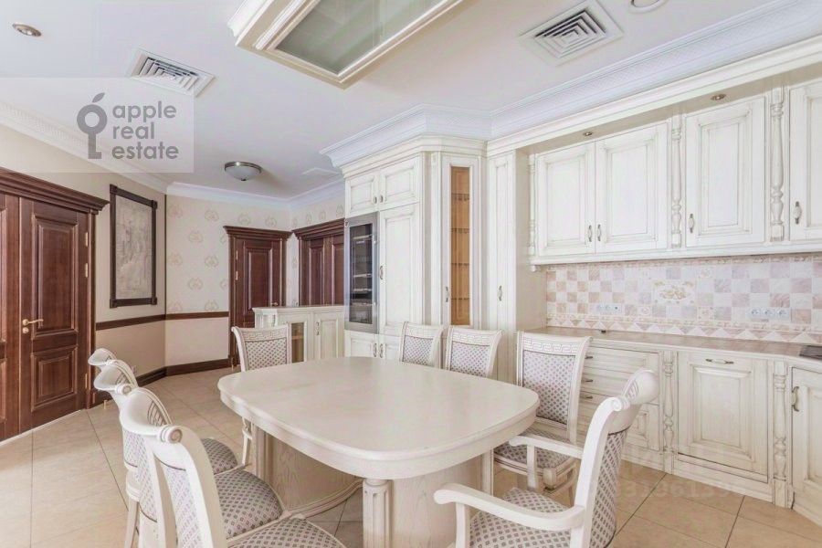 m. Belorusskaya: Apartment, 4-rooms