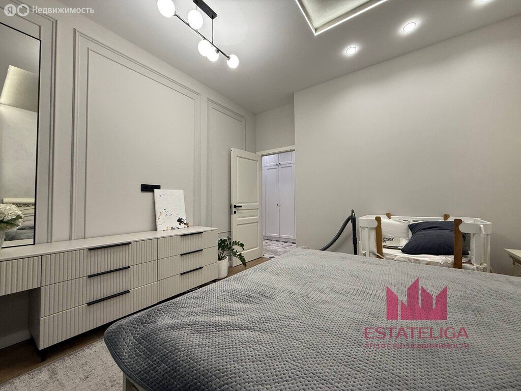 m. Aminyevskaya: Apartment, 2-rooms