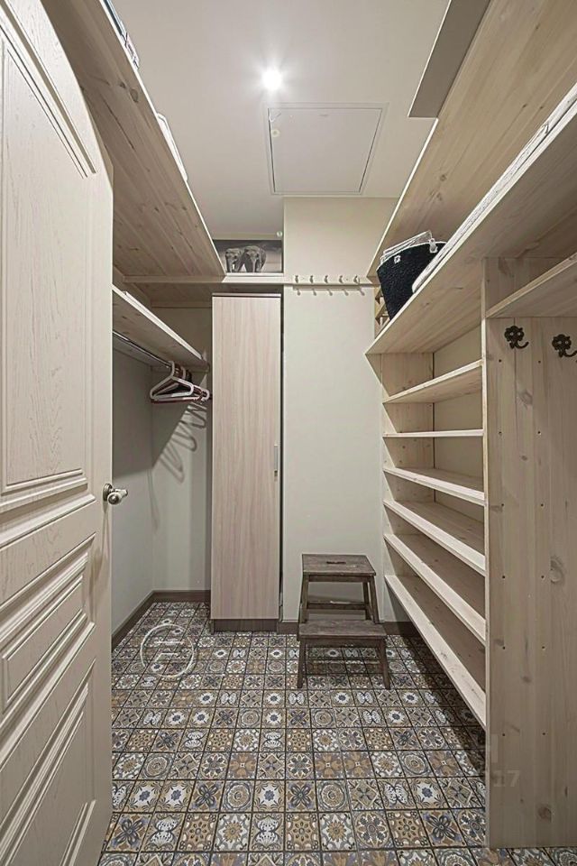 m. Tretyakovskaya: Apartment, 3-rooms