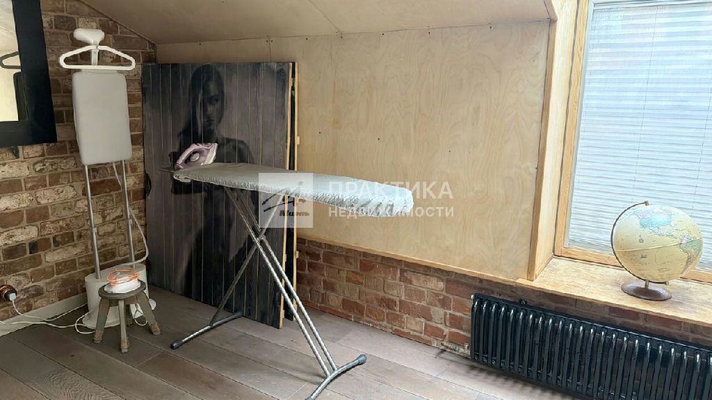 m. Verkhnie Kotly: Apartment, 3-rooms
