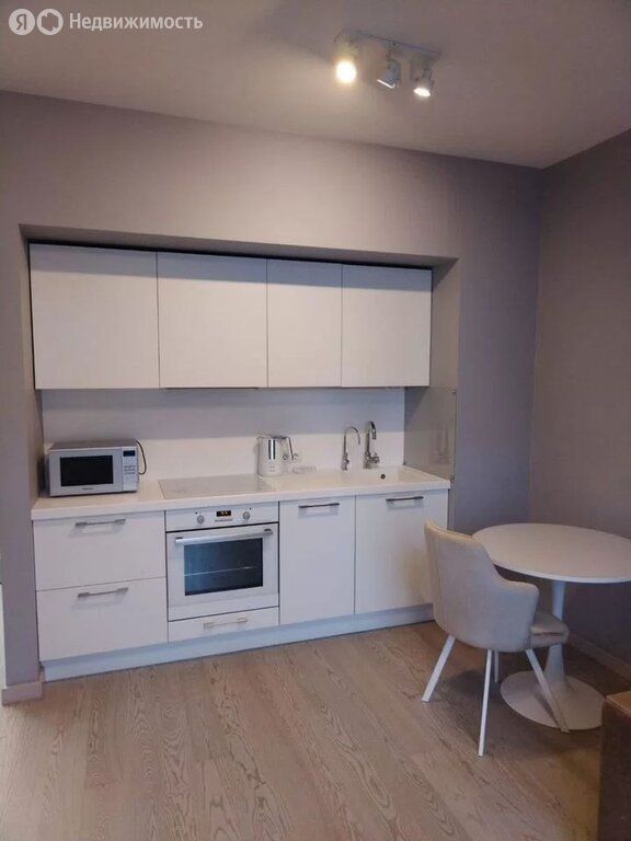 m. Fili: Apartment, studio