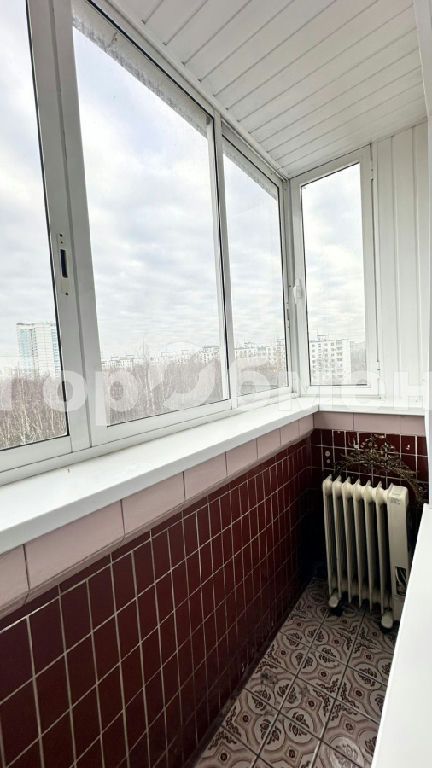 m. Yugo-Zapadnaya: Apartment, 3-rooms