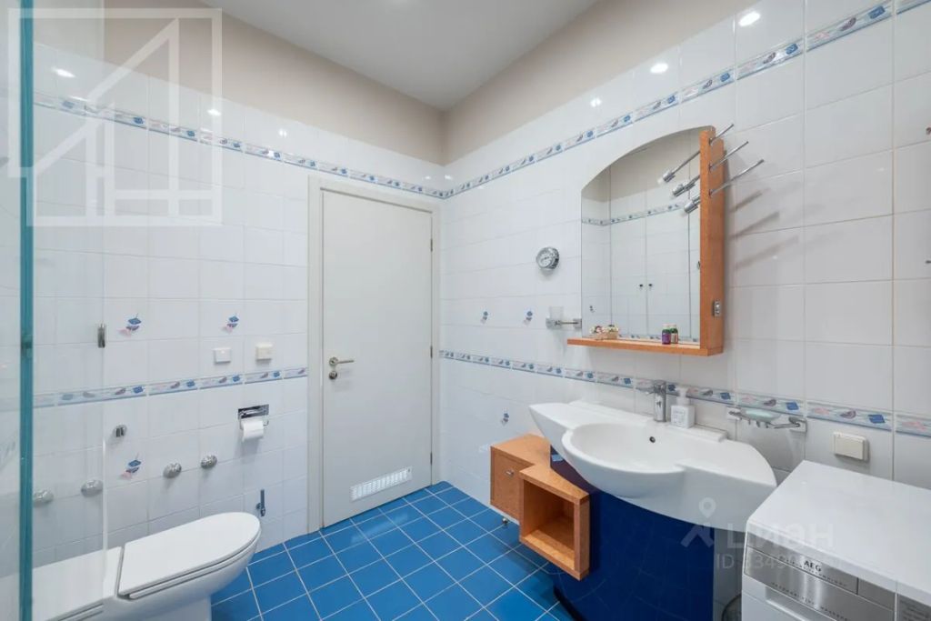 m. Trubnaya: Apartment, 3-rooms