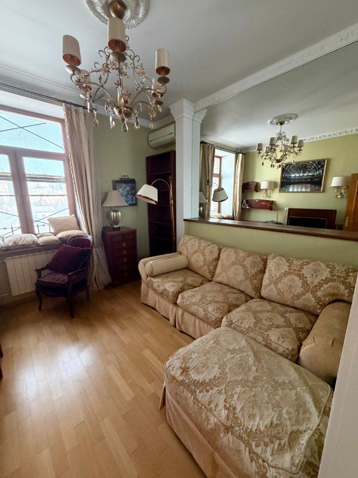 m. Krasnye vorota: Apartment, 2-rooms
