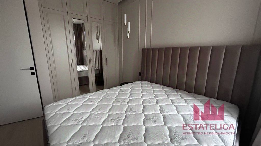m. Aminyevskaya: Apartment, 2-rooms